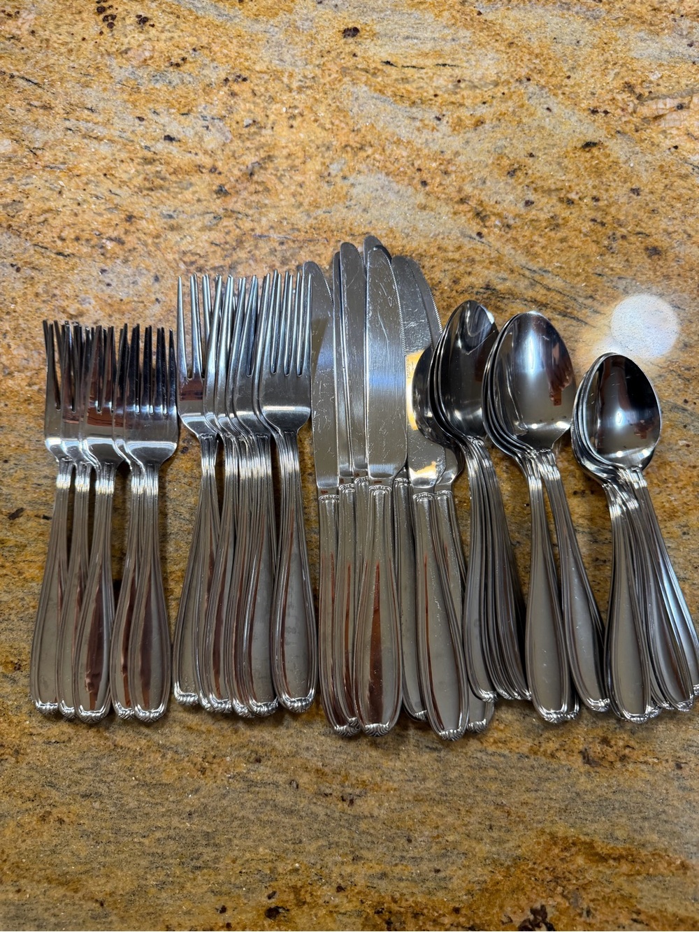 Linden 40 Flatware Set, Service for 8, Stainless Steel.